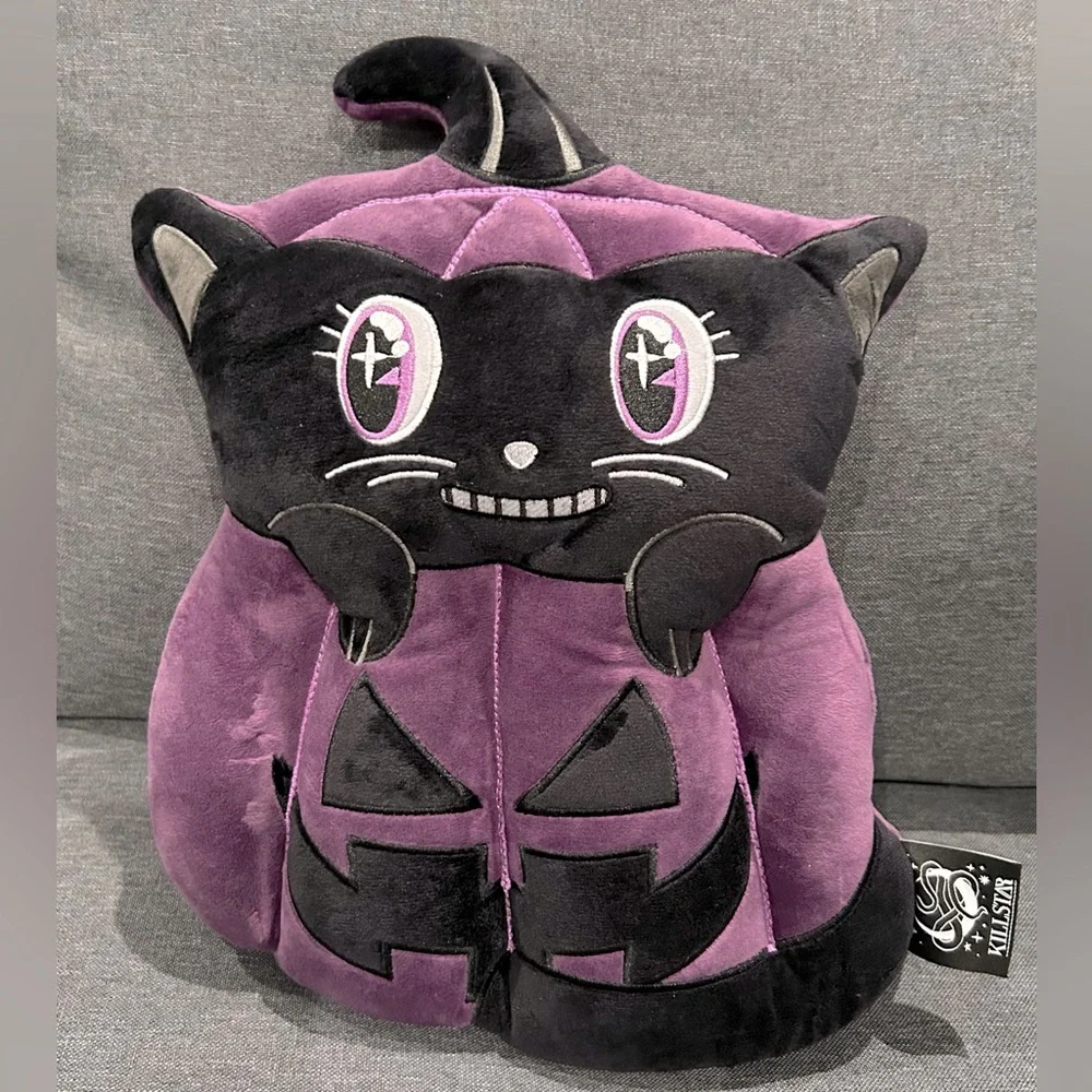 NEW Cute Meowloween Pillow/Cushion - Picture 2 of 3